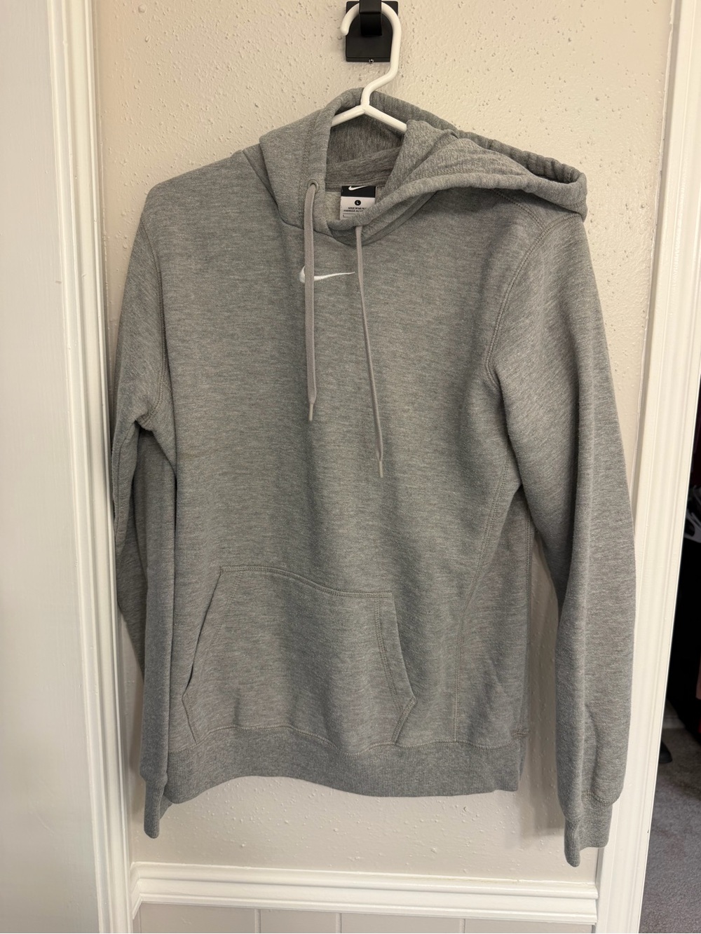 Nike Youth’s Gray Pullover Hoodie Sweatshirt